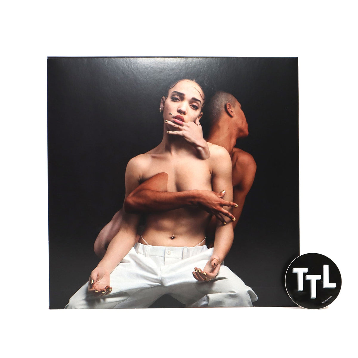 FKA Twigs: M3LL155X